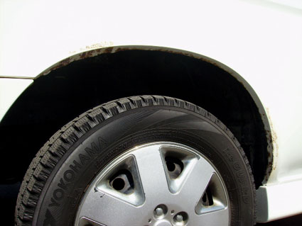 車の錆 サビ 修理の料金事例 ステップワゴン リアフェンダー タイヤハウス